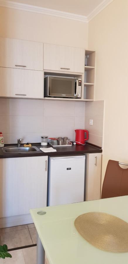 Rozsa Apartmanhaz Сегед Екстер'єр фото
