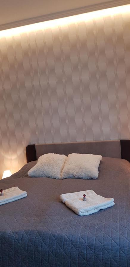 Rozsa Apartmanhaz Сегед Екстер'єр фото