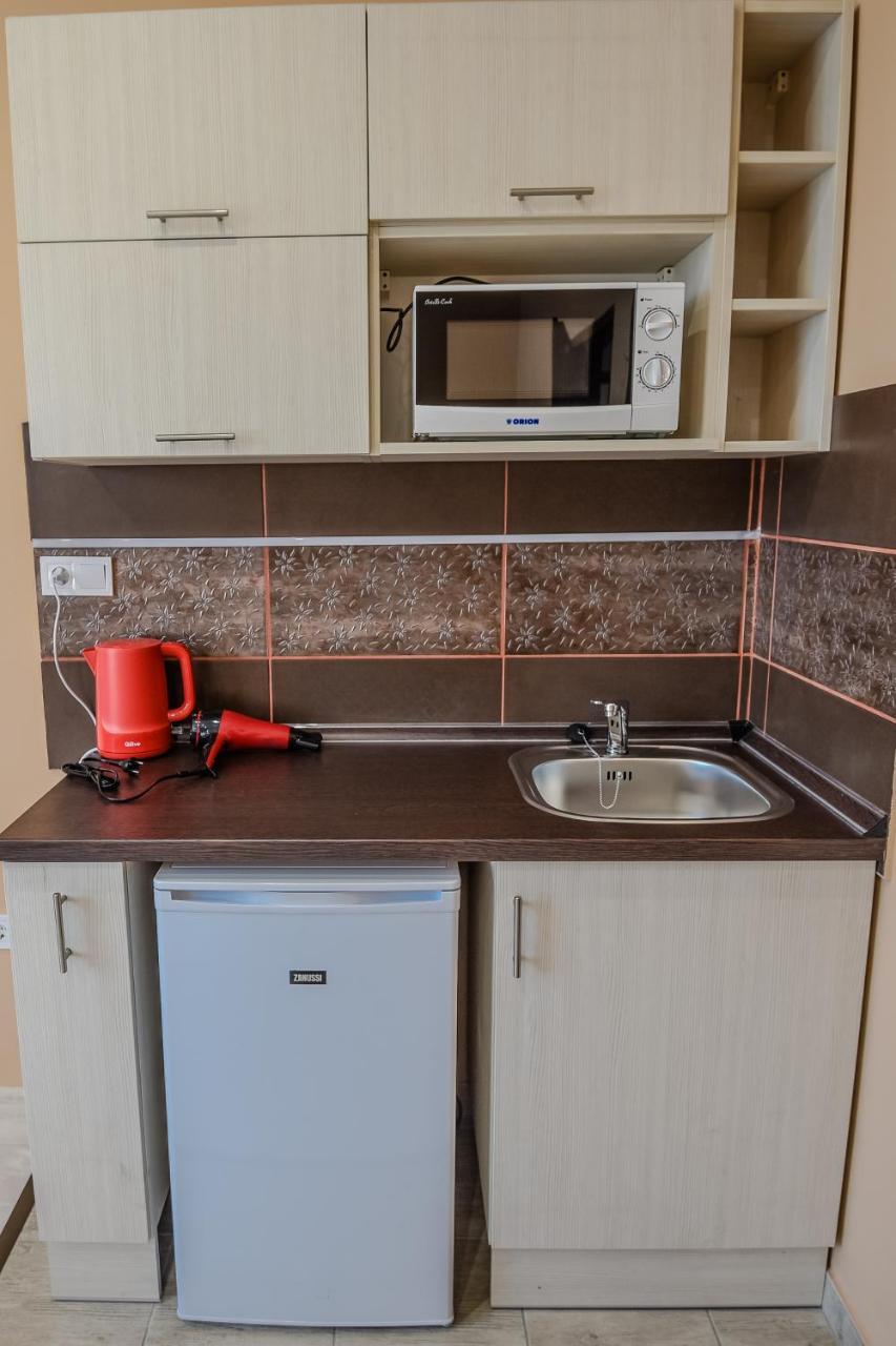 Rozsa Apartmanhaz Сегед Екстер'єр фото